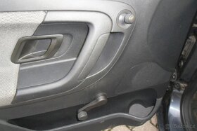 Škoda Fabia 2. 1.4i 16V/63kW, r. 4/2011, Servisní kniha - 11