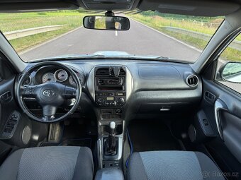Toyota RAV4 2.0 D-4D 85kw - 11