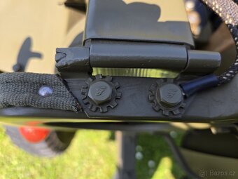 Ford GPW + vlek Bantam 1/4 - 11