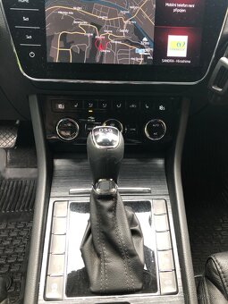 Prodám Škoda SUPERB combi 1.5TSi Style,DSG,možný odpočet DPH - 11