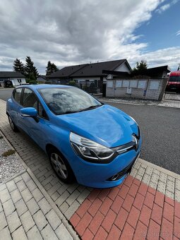 Renault Clio - 11