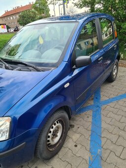 Fiat Panda modrá 2005 - 11