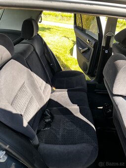 VW Golf 4 1.6 SR 74Kw - 11