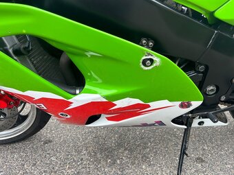 Kawasaki ZXR 750 L 1994 po renovaci - 11