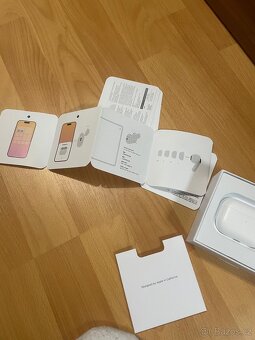 Apple AirPods 2 pro - 11