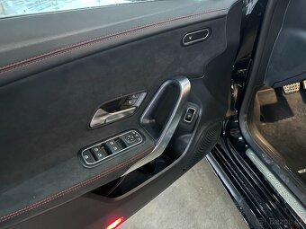 Mercedes-Benz CLA 200 D - 11