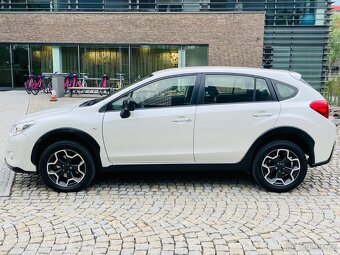 Subaru XV 2.0i BENZÍN 110KW 4x4 AUTOMAT KAMERA NAVIGACE - 11