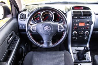 Suzuki Grand Vitara 1.9 DDiS 4x4 - 11