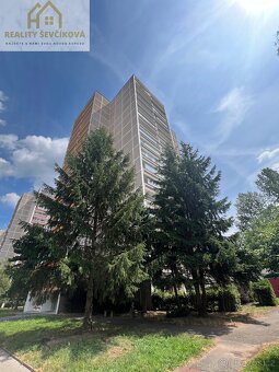 Pronájem 2+kk po rekonstrukci s prostornou lodžií, 55 m2 - 11