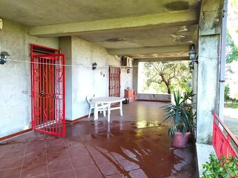 Sicílie, vila 2 byty, 255 m2, poz. 1.755 m2, Pace del Mela - 11