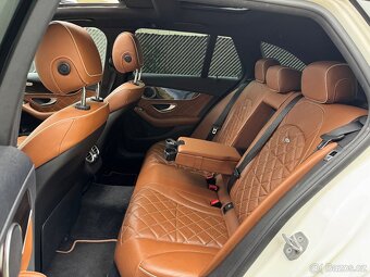 Mercedes Benz C400 4MATIC PANORAMA DESIGNO - 11