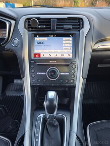 Ford Mondeo hybrid 2018 - 11