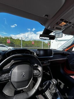 Peugeot 2008 1.2 PureTech 96 kW 2020 - 11