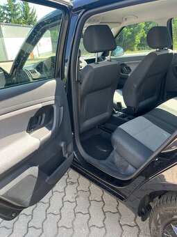 Škoda Fabia 1,2  56 tis km 1.majitel 2015 - 11