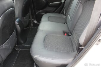 Hyundai ix35 2.0 CRDi, 100 kW, 4x výhřev - 11