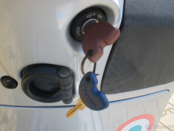 Piaggio Vespa 250 GTS ie  rv 200616kW 23000km - 11