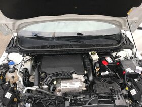 Peugeot 308 1.2 i 81 kW r.v.2018 95 000 km ČR+1.majitel - 11
