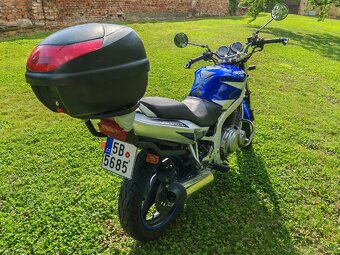 Suzuki GS 500 - 11