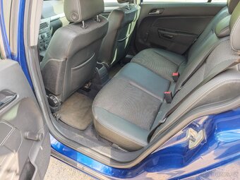 OPEL ASTRA CARAVELA - 11