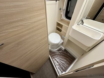 EURA MOBIL VAN 635 EB - 11