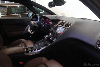 Citroen DS5 2.0HDI Automat | 120kW |  Navi | LED | ČR - 11