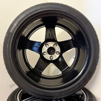 MERCEDES CLA AMG 5x112 R18 ET48+LETNÍ 235/40R18 7mm - 11