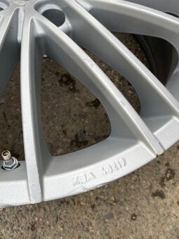 Alu BMW 5x120 R19 4ks - 11