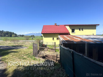 RODINNÝ DOM, POPRAD - KVETNICA - 11