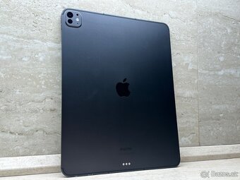 iPad Pro 13 256GB Wi-Fi + Cellular Space Black, 100% batéria - 11