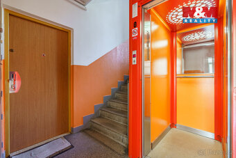 Prodej bytu 3+1, 83 m², Karlovy Vary, ul. Dvořákova - 11