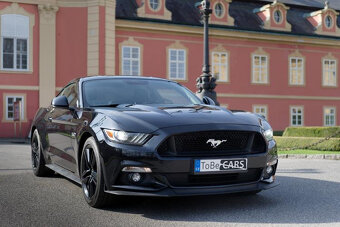 Ford Mustang 5.0L V8 GT - 11
