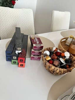 Kávovar Nespresso Gran Lattissima White + 145 kapslí - 11