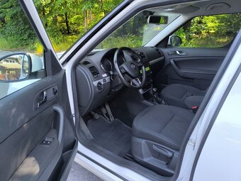 ŠKODA YETI 1,4 TSi  Ambition-XENONY - 11