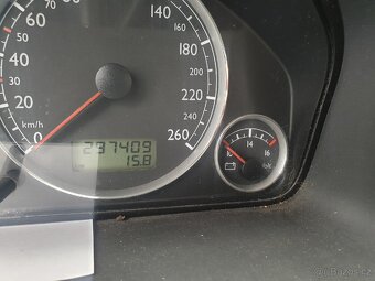 Prodám VW Sharan 1.9 tdi 85kw - 11