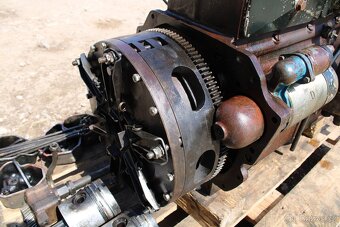 Zetor 7211 7245 motor - 11
