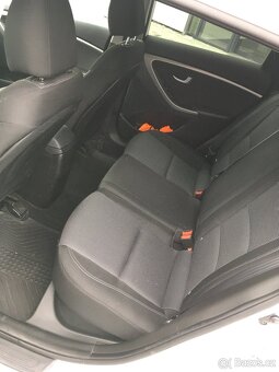 Hyundai i30 1.6 crdi 81kw - 11