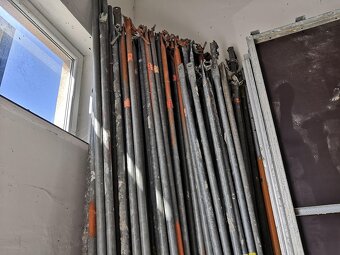 Prodám lešení Layher blitz 73, pole 2,57m (Alfix) - 11