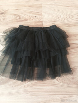 Dívčí šatečky a sukýnka - 11