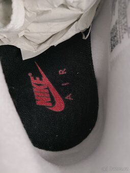 Jordan 4 Retro White Cement - 11