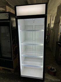 Prosklená chladicí lednice 75x75x215cm - 11