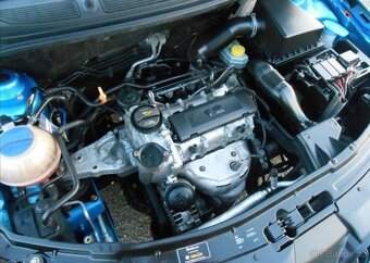 Škoda Roomster 1,2 i 12V HTP 51 kW benzín - 11