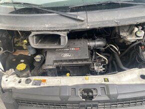 Ford Transit L1H1 AC, 9 MÍST, 2.2 TDCI 63kw Nová STK - 11