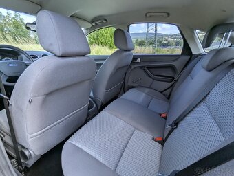 Ford Focus II 2.0i 16V 107kw Sport, nová TK, 136tis km - 11