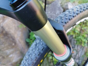 Damske panske horske kolo carbon kola 29 ram M - 11