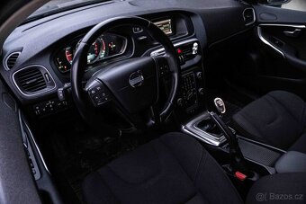 Volvo V40 T2 1.6L Momentum - 11