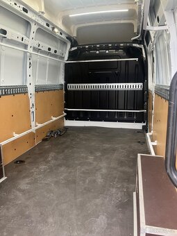 Movano - 11