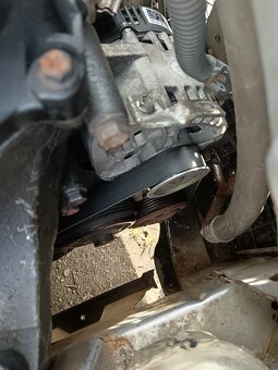 Aygo. 1.0 i Clima, 5x dveře, alu kola, EXPORT - 11