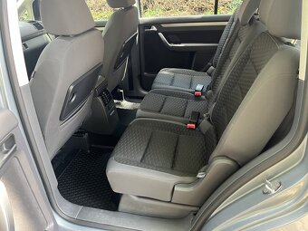 Volkswagen Touran 1.4tsi, naj 106 tis. km, vyhř. sedačky. - 11