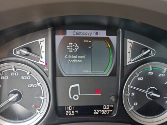 DAF LF 230, 18 PALET, KLIMA, ČELO, 227 000 KM - 11