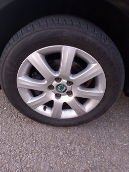 Skoda fabia 1.4 16v 63kw benzin - 11